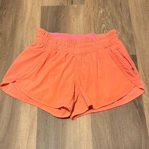 Lululemon Coral Athletic Running Shorts Sz 4 • 4” Inseam